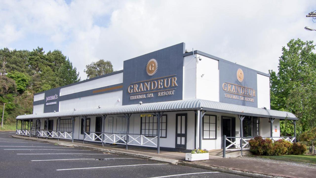 Grandeur Thermal Spa Resort Taupo Exterior photo